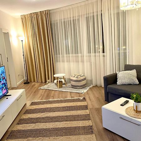 Moonlight Charming Shelter - 3Br 180º Balcony View Apartamento Oradea Exterior foto